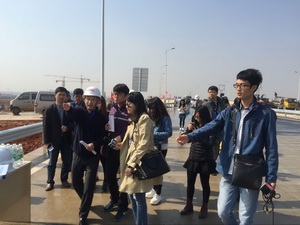 南昌市委宣传部等20多家媒体到七里岗项目举行采访_乐盈VI官网