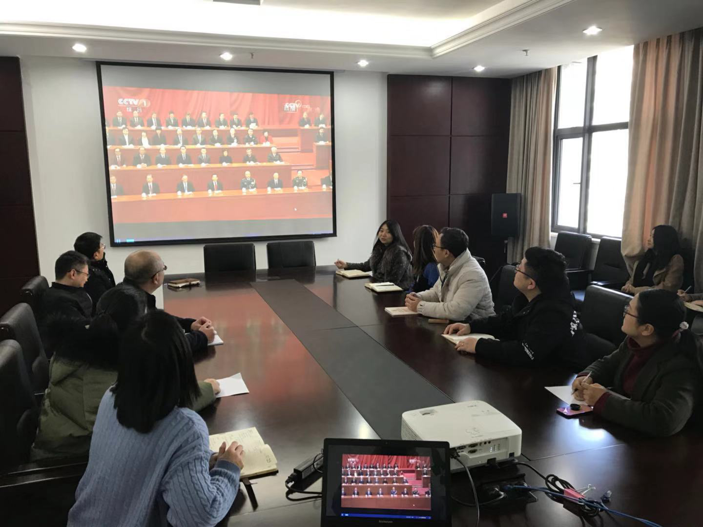南昌城投房地产公司组织寓目“中央庆祝刷新开放40周年”大会_乐盈VI官网