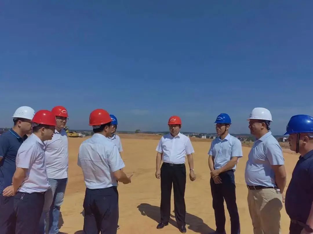 罗辉调研西二环高速项目TJ3标施工便道_乐盈VI官网