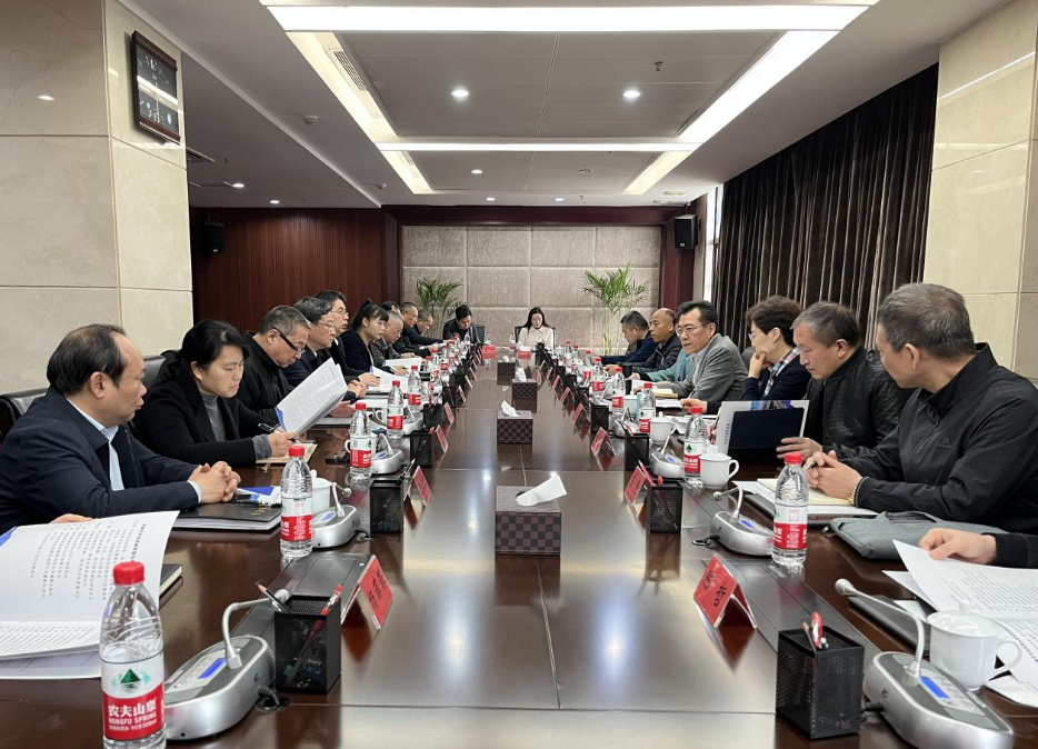 济南市平台刷新转型与高质量生长学习考察组一行来集团调研_乐盈VI官网