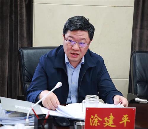 彰显省会继续，，，，我们城投人这么干！